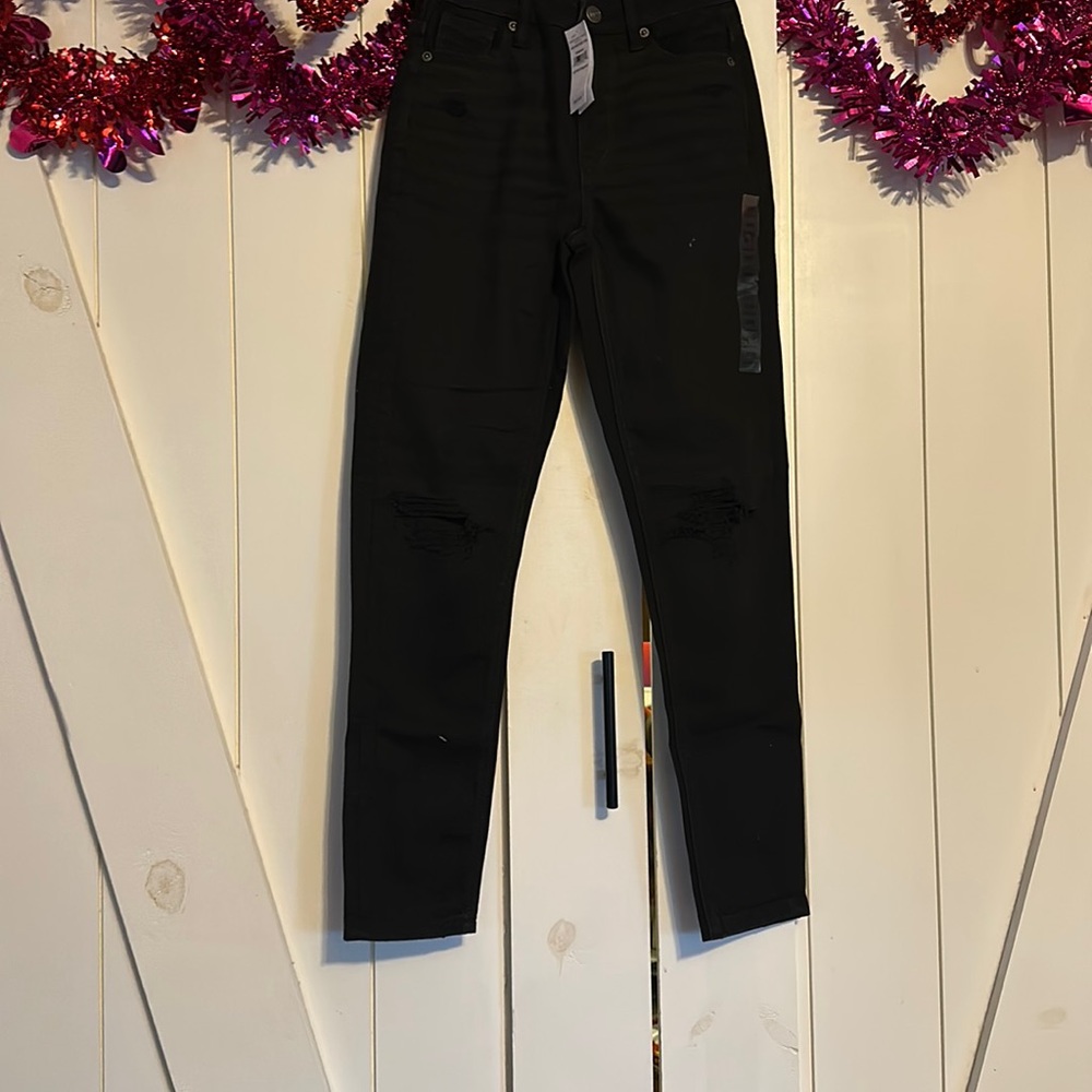 American Eagle Mom Jeans